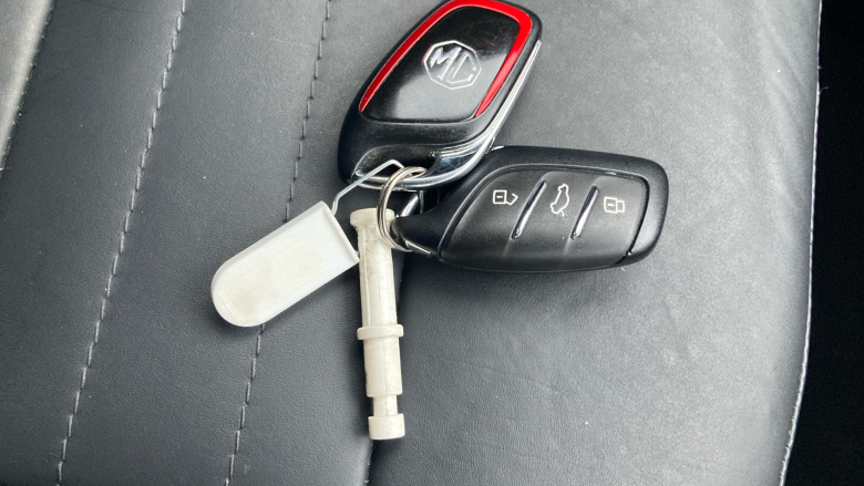 MG Hs 1.5 T-GDI Exclusive 5dr Petrol Hatchback